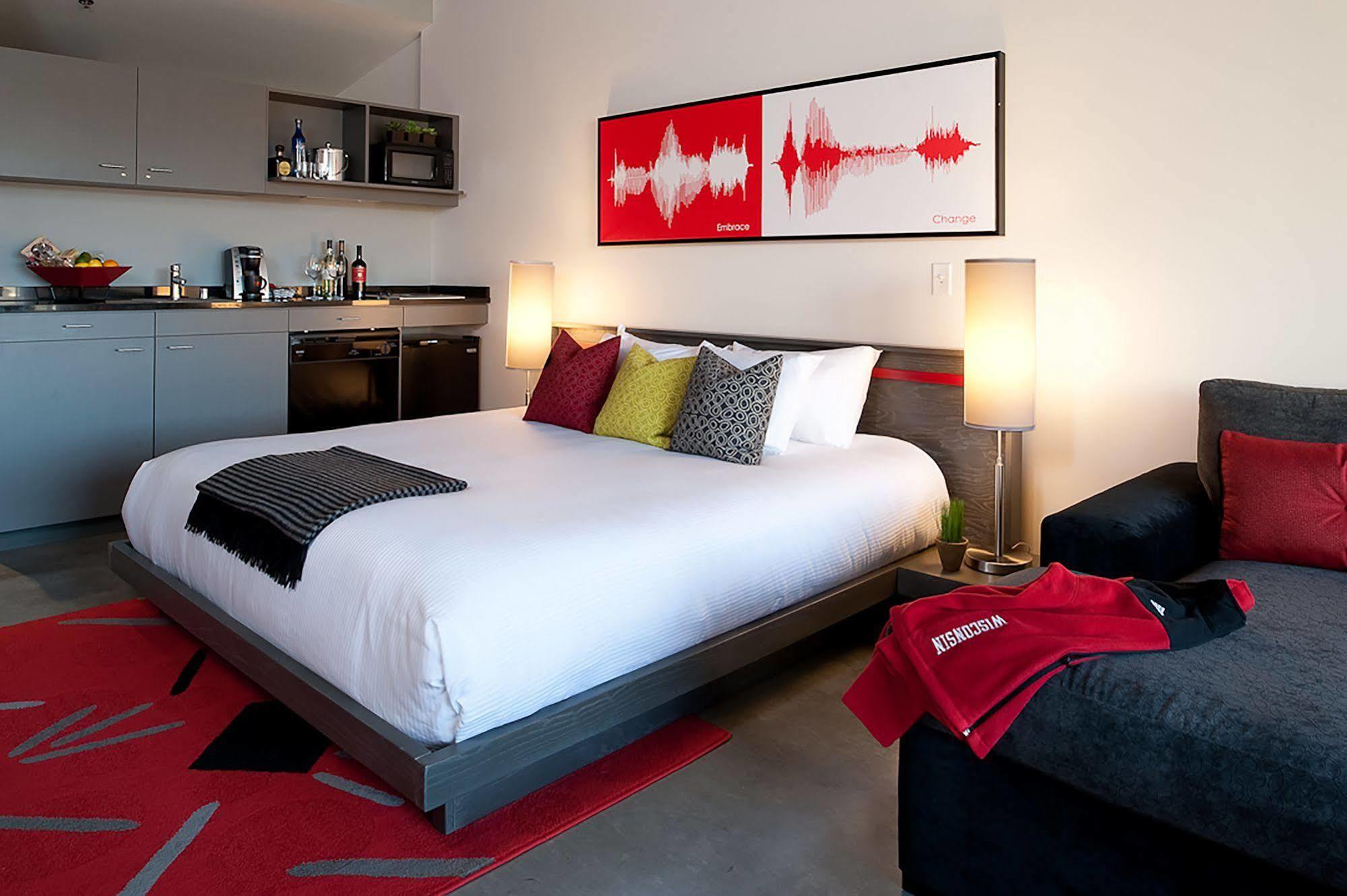 Hotelred MadisonMadison  Kültér fotó